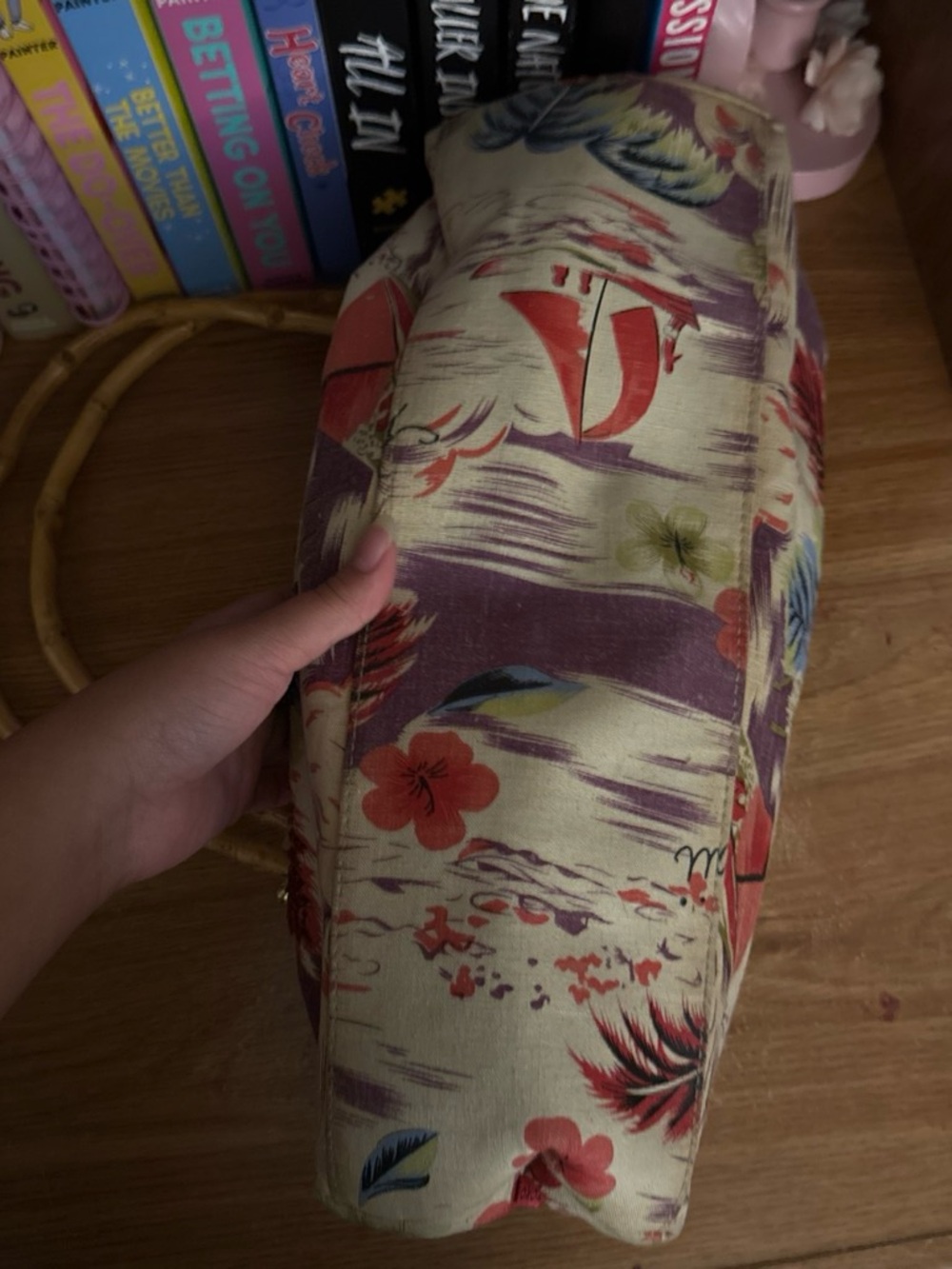 Tropical Print Handbag - Picture 4 of 6
